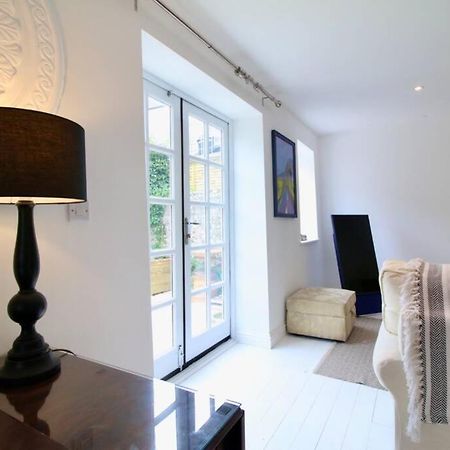 Betern Place By Air Premier Βίλα Seaford Εξωτερικό φωτογραφία