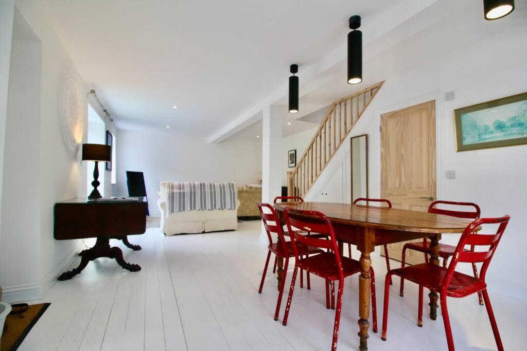 Betern Place By Air Premier Βίλα Seaford Εξωτερικό φωτογραφία