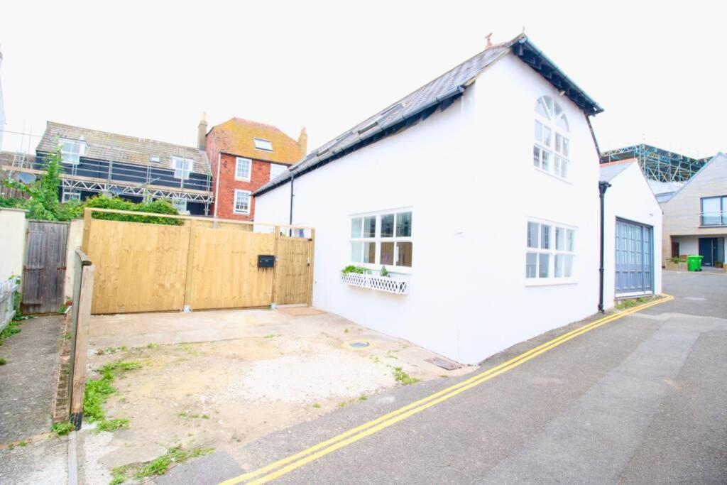 Betern Place By Air Premier Βίλα Seaford Εξωτερικό φωτογραφία